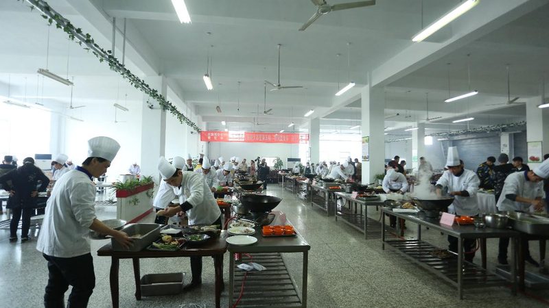 餐饮供应链安装调试，如何选择专业服务？**